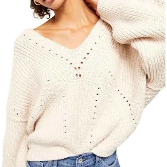 Free People All Day Long Oatmeal Cream Chunky Knit Cropped Sweater M Boho EUC! - Picture 2 of 8